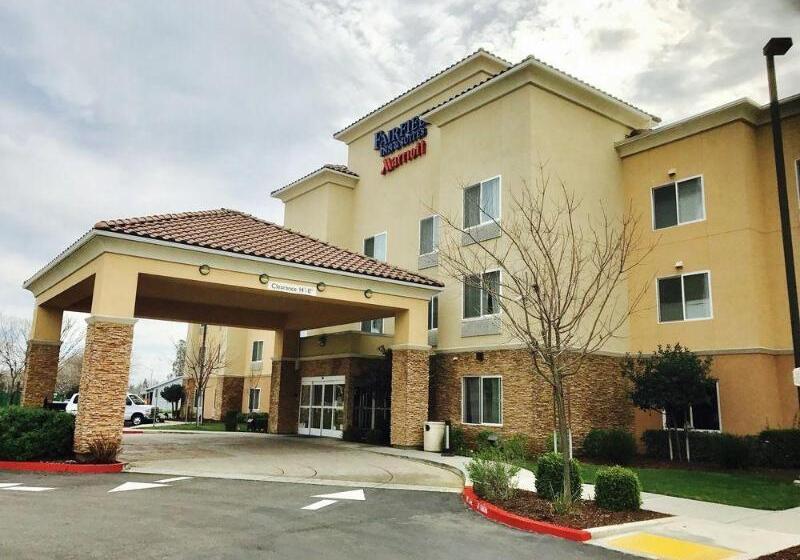 هتل Fairfield Inn & Suites Fresno Clovis