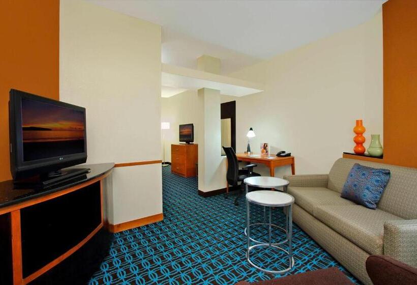 هتل Fairfield Inn & Suites Fresno Clovis