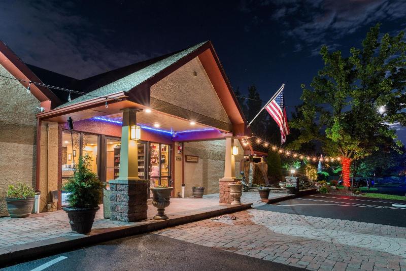 בית מלון כפרי Inn Of The Dove Romantic Luxury & Business Suites