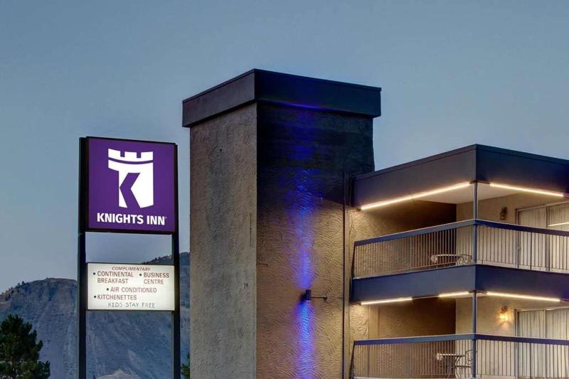 هتل Knights Inn Brooklyn Sunset Park