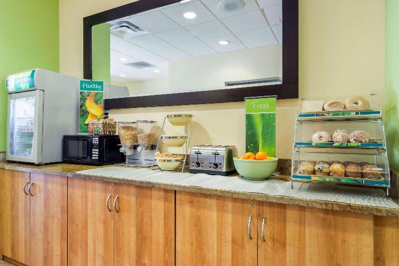 فندق Quality Inn & Suites Lehigh Acres Fort Myers