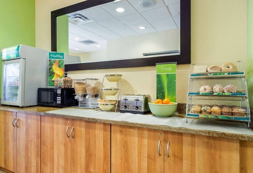 فندق Quality Inn & Suites Lehigh Acres Fort Myers