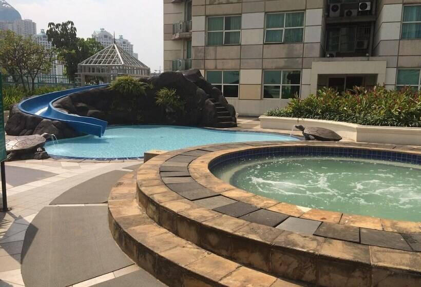 Batavia Hotel & Serviced Apartments Jakarta