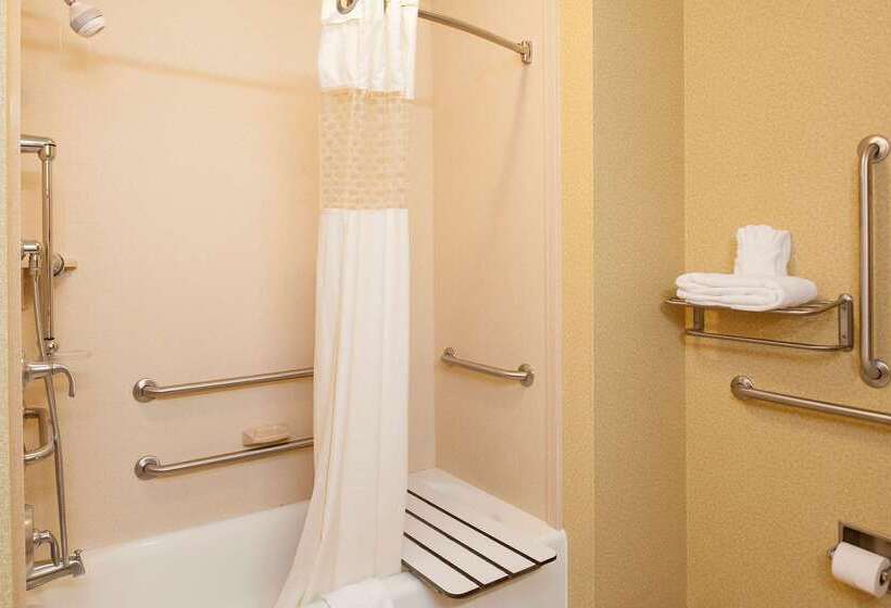 Hampton Inn Macomb