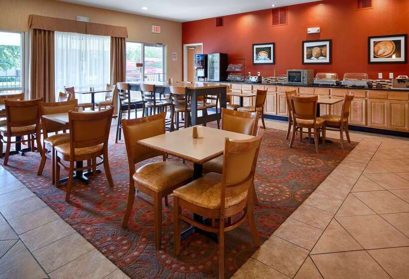 فندق Best Western Plus Pontoon Beach