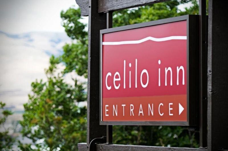 호텔 Celilo Inn