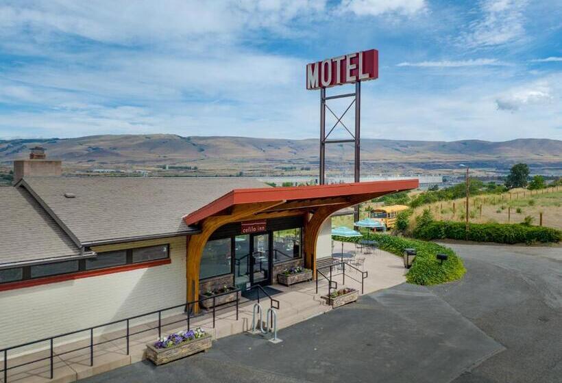 호텔 Celilo Inn