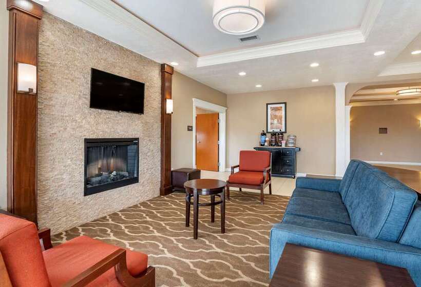 בית מלון כפרי Comfort Inn Hebronlowell Area