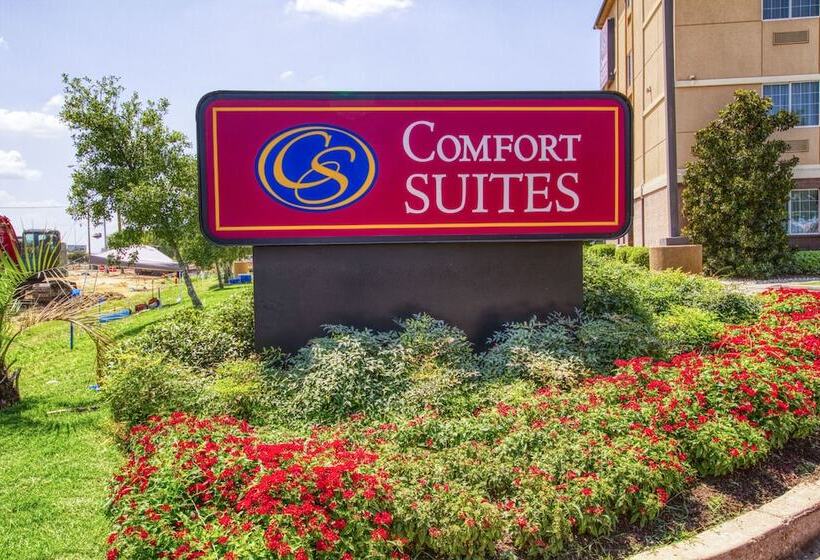 ホテル Comfort Suites Waco North  Near University Area