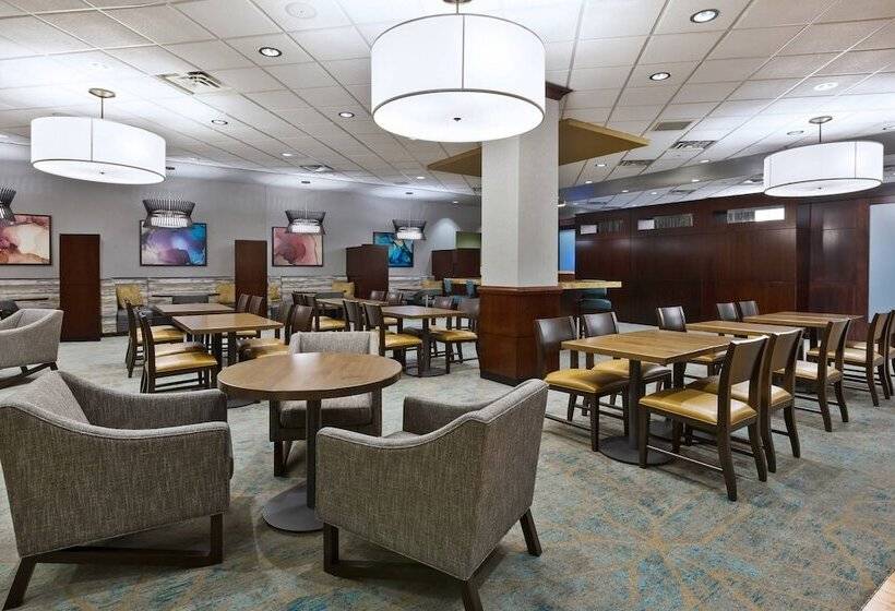 هتل Courtyard Omaha La Vista