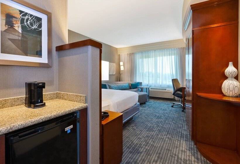 هتل Courtyard Omaha La Vista