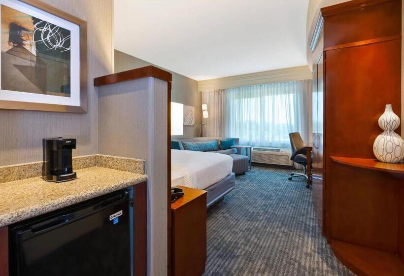 هتل Courtyard Omaha La Vista