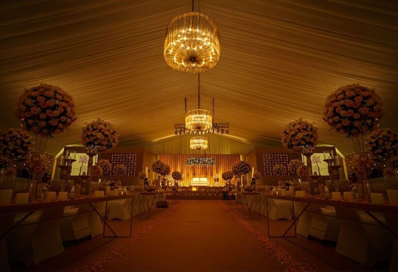 ホテル Crowne Plaza Kochi, An Ihg