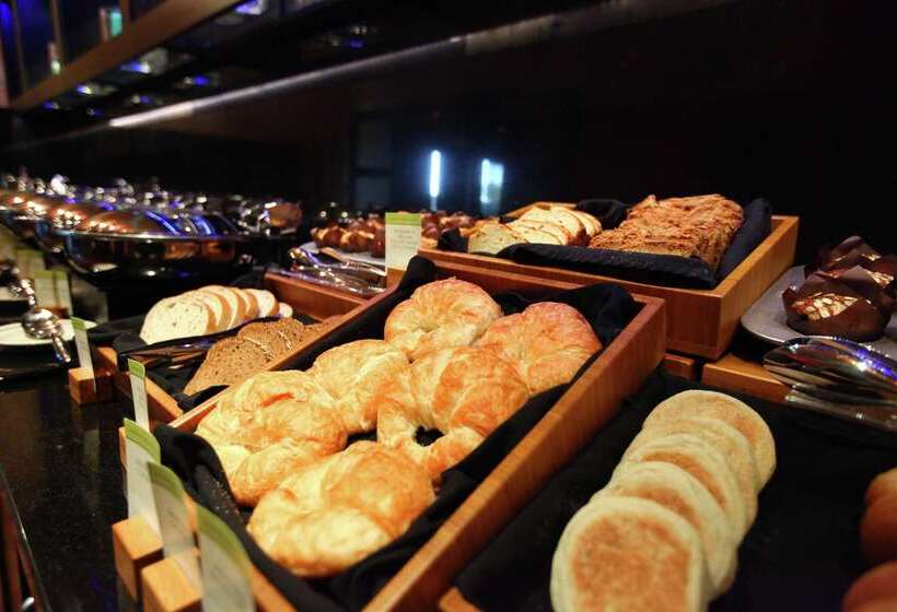 בית מלון כפרי Hilton Garden Inn Des Moines Airport