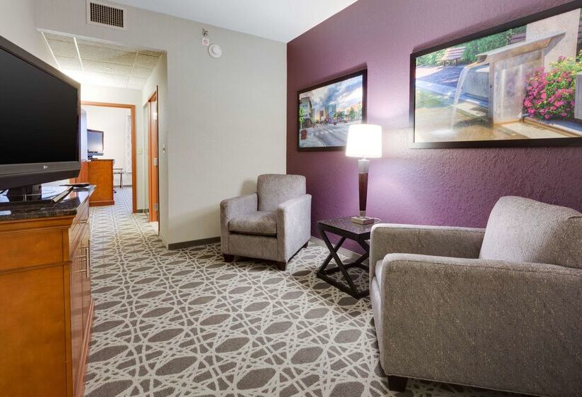 호텔 Drury Inn & Suites Middletown Franklin