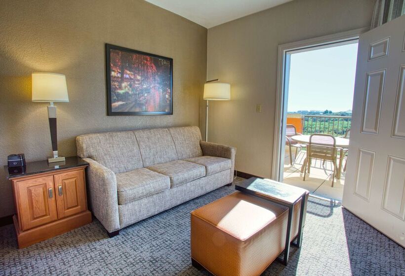 בית מלון כפרי Drury Inn & Suites San Antonio Near La Cantera