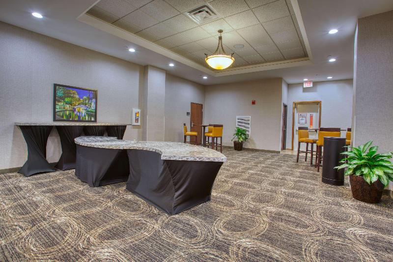 בית מלון כפרי Drury Inn & Suites San Antonio Near La Cantera