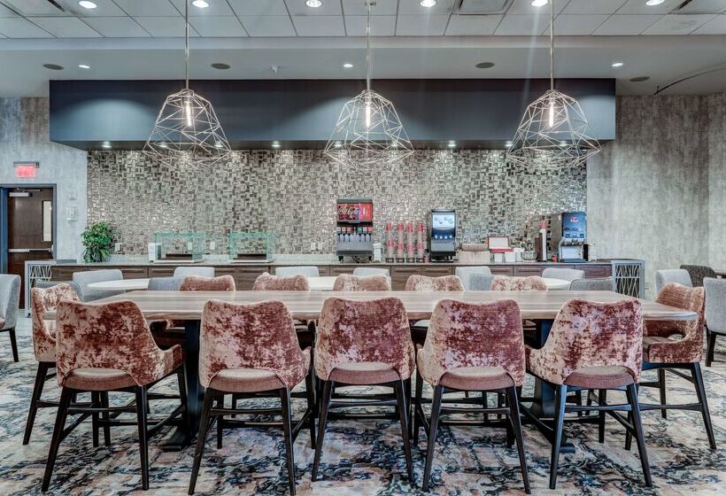 هتل Embassy Suites Atlanta   Kennesaw Town Center