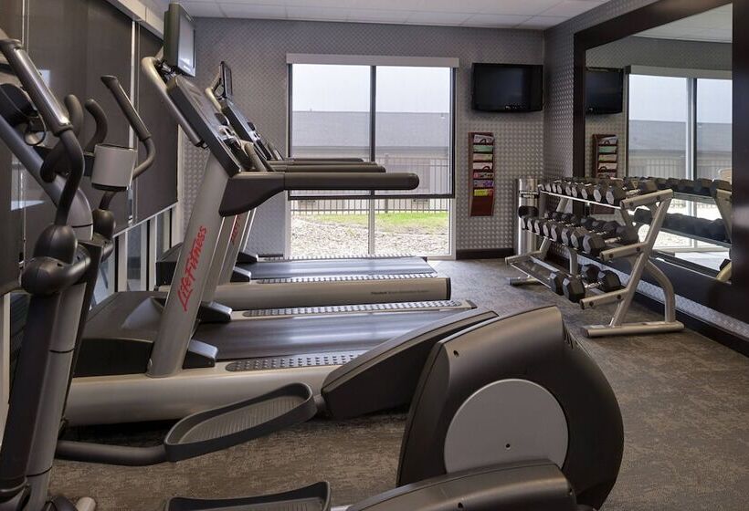 هتل Fairfield Inn & Suites By Marriott Cedar Rapids