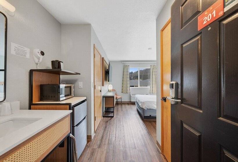 호텔 Garibaldi Inn At The Bay