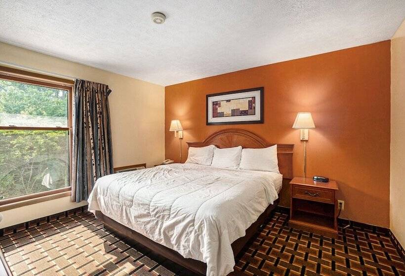 בית מלון כפרי Great Lakes Inn And Suites