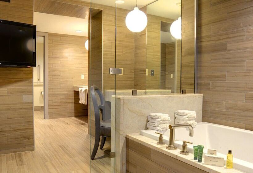 هتل Hilton Columbus Downtown