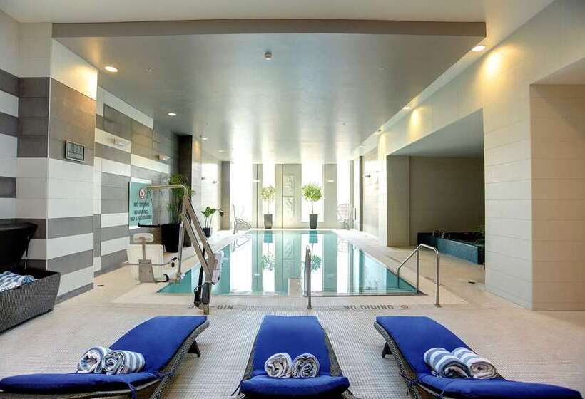 هتل Hilton Columbus Downtown