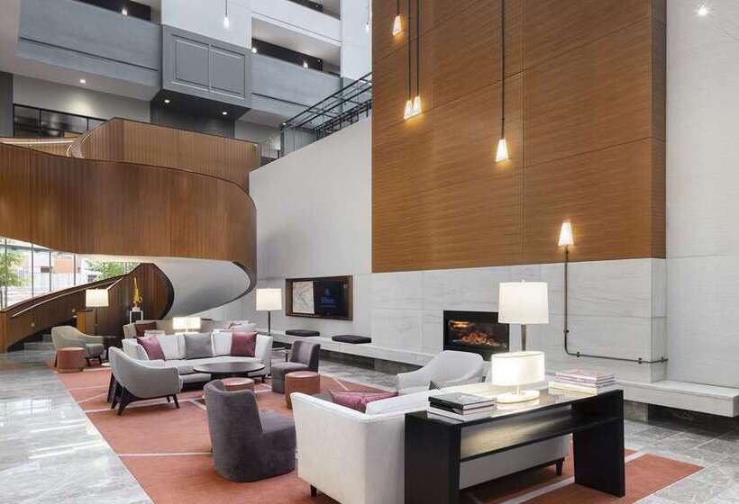 هتل Hilton Columbus Downtown