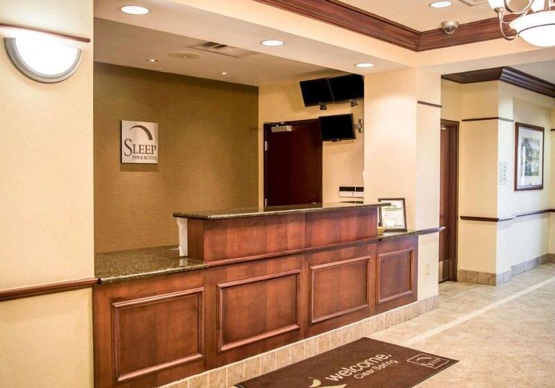 Отель Holiday Inn Express & Suites Clear Spring, An Ihg