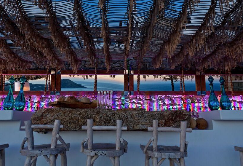 هتل Myconian Utopia Relais & Chateaux