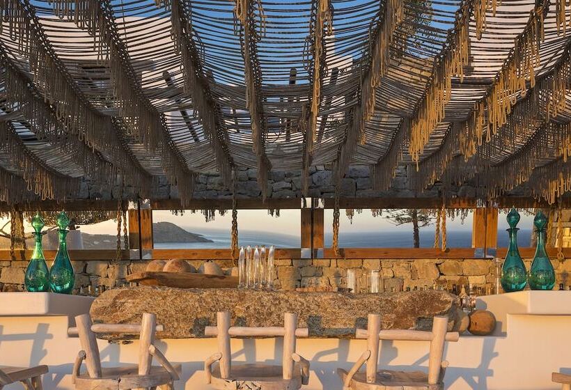 هتل Myconian Utopia Relais & Chateaux