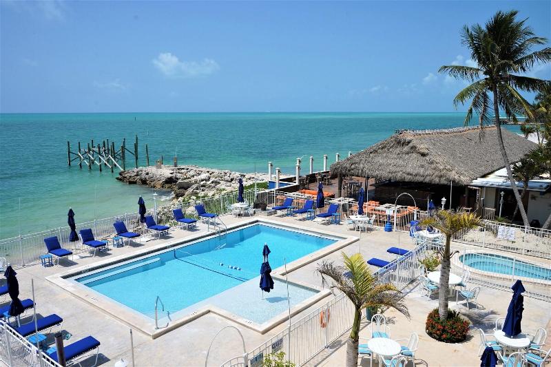 Glunz Ocean Beach Hotel And Resort