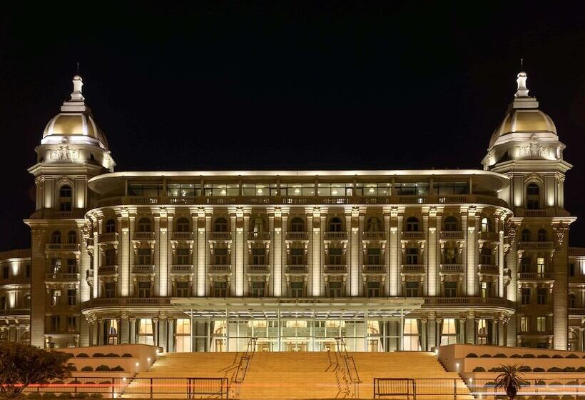 Отель Sofitel Montevideo Casino Carrasco & Spa