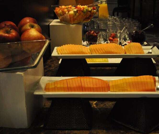 Отель Sofitel Montevideo Casino Carrasco & Spa