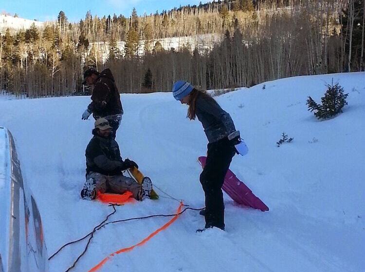 فندق The Spruce Lodge