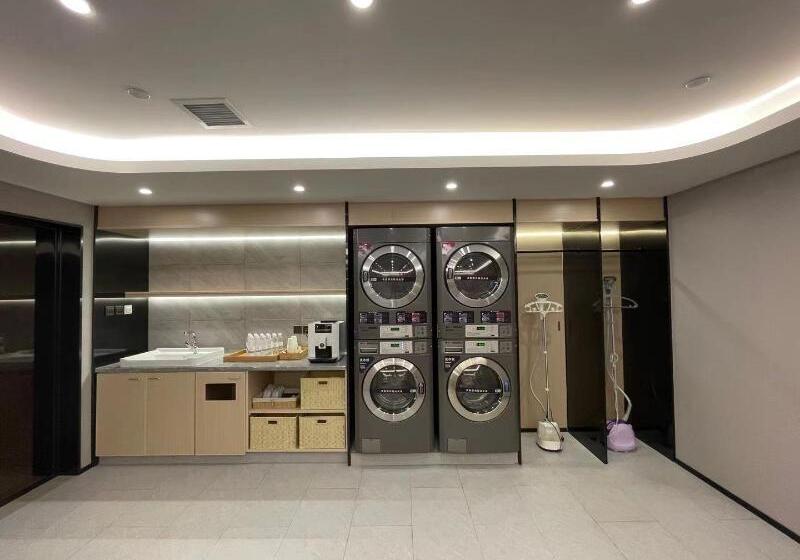 Ji Hotel
