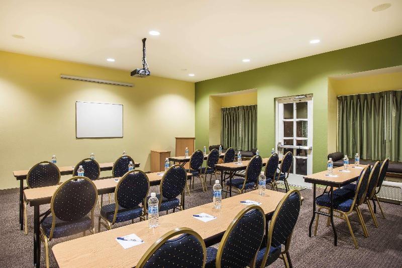 Microtel Inn And Suites By Wyndham