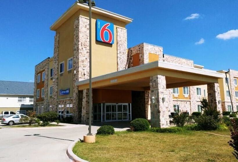 Motel 6 Mineral Wells, Tx