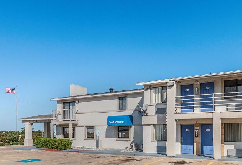 Motel 6 Lancaster, Tx  Desoto  Lancaster