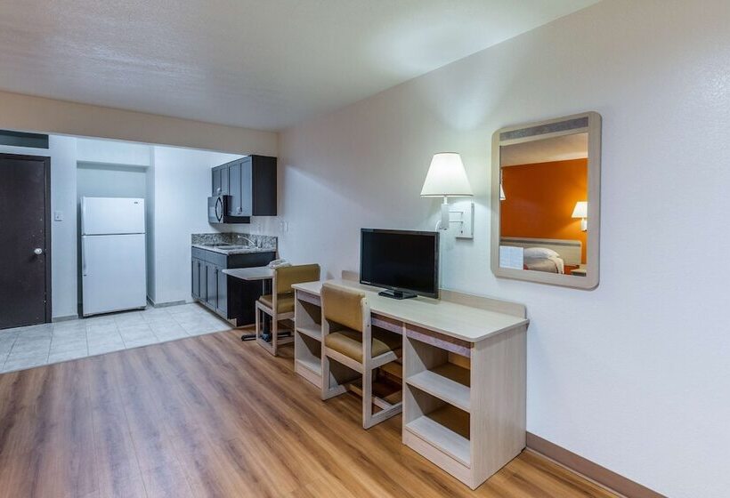 Motel 6 Lancaster, Tx  Desoto  Lancaster