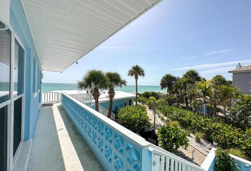 منتجع The Pearl Beach Inn