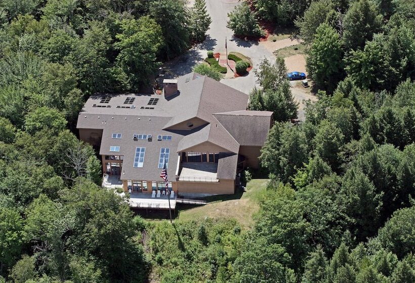 The Summit Resort
