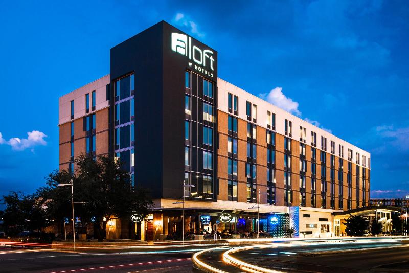 בית מלון כפרי Aloft Austin At The Domain