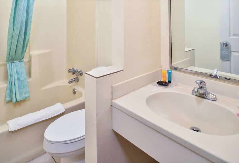 فندق Americas Best Value Inn & Suites Bluffton