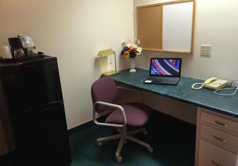 فندق Americas Best Value Inn & Suites Bluffton