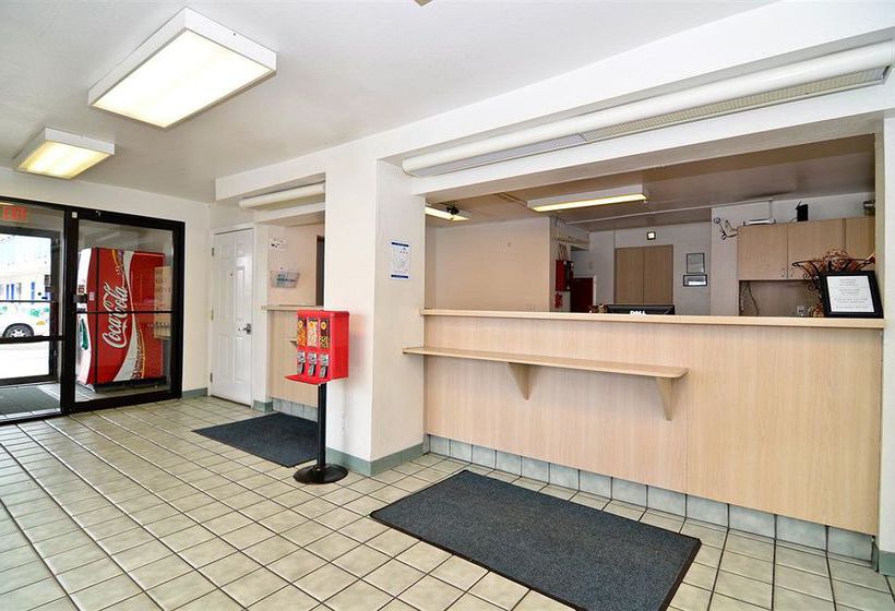 Отель Americas Best Value Inn & Suites-Bridgeton St. Louis