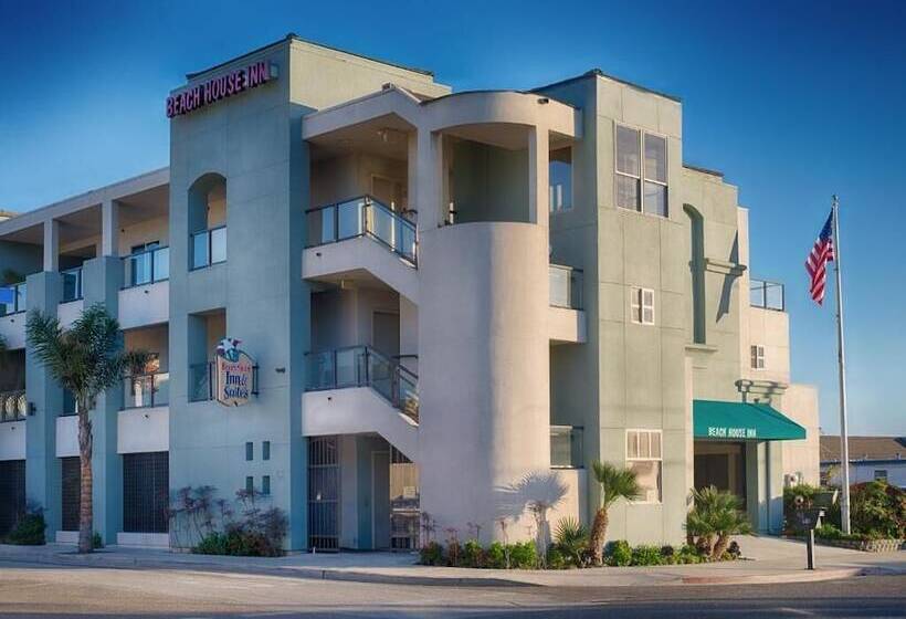 בית מלון כפרי Beach House Inn & Suites