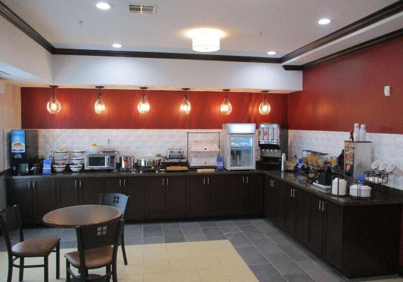 בית מלון כפרי Best Western Carthage Inn & Suites