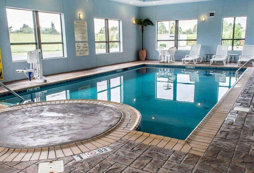 Отель Comfort Inn & Suites Franklin East