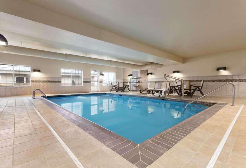 酒店 Country Inn & Suites By Radisson St. Peters Mo